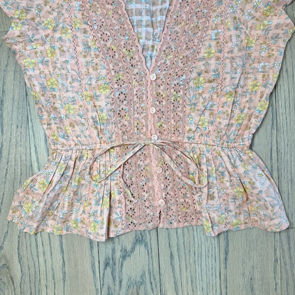 American Eagle Women’s Peplum Floral Top Size X-Small - Picture 4 of 13